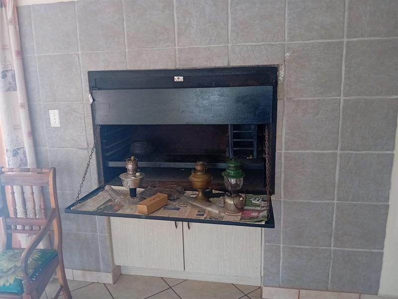 3 Bedroom Property for Sale in Stilbaai Wes Western Cape
